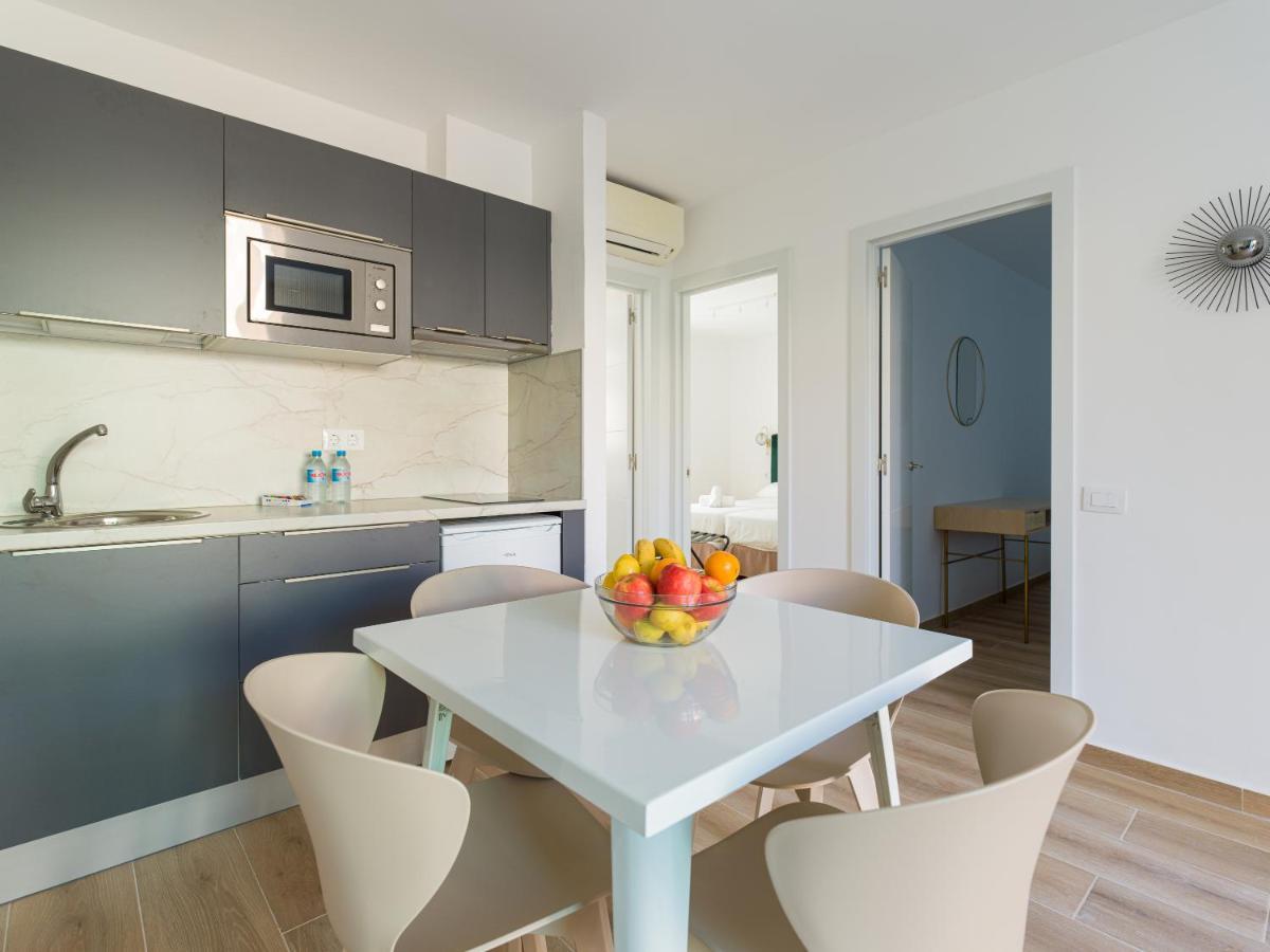 Homeforguest Moderno Apartamento Con Piscina En Corralejo Eksteriør billede