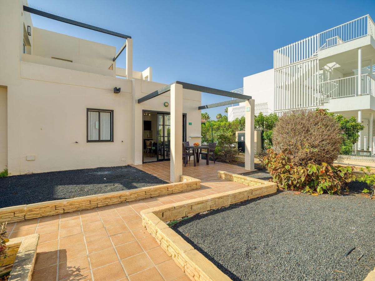 Homeforguest Moderno Apartamento Con Piscina En Corralejo Eksteriør billede