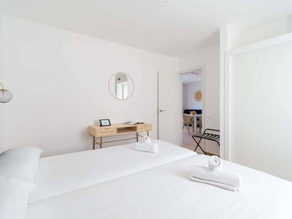 Homeforguest Moderno Apartamento Con Piscina En Corralejo Eksteriør billede