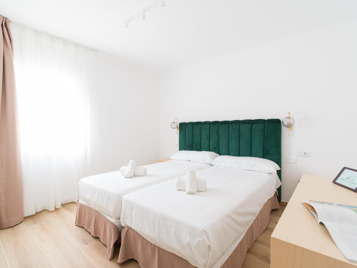 Homeforguest Moderno Apartamento Con Piscina En Corralejo Eksteriør billede